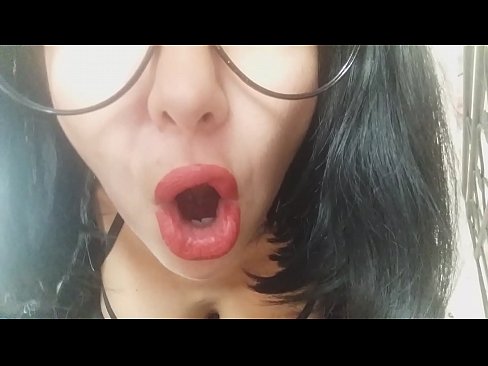 ❤️ ګرانه، ستا سوزنده مور به تاسو نن ښوونځي ته نه پریږدي ... زه تاسو ته ډیره اړتیا لرم ... ❤️❌  په موږ